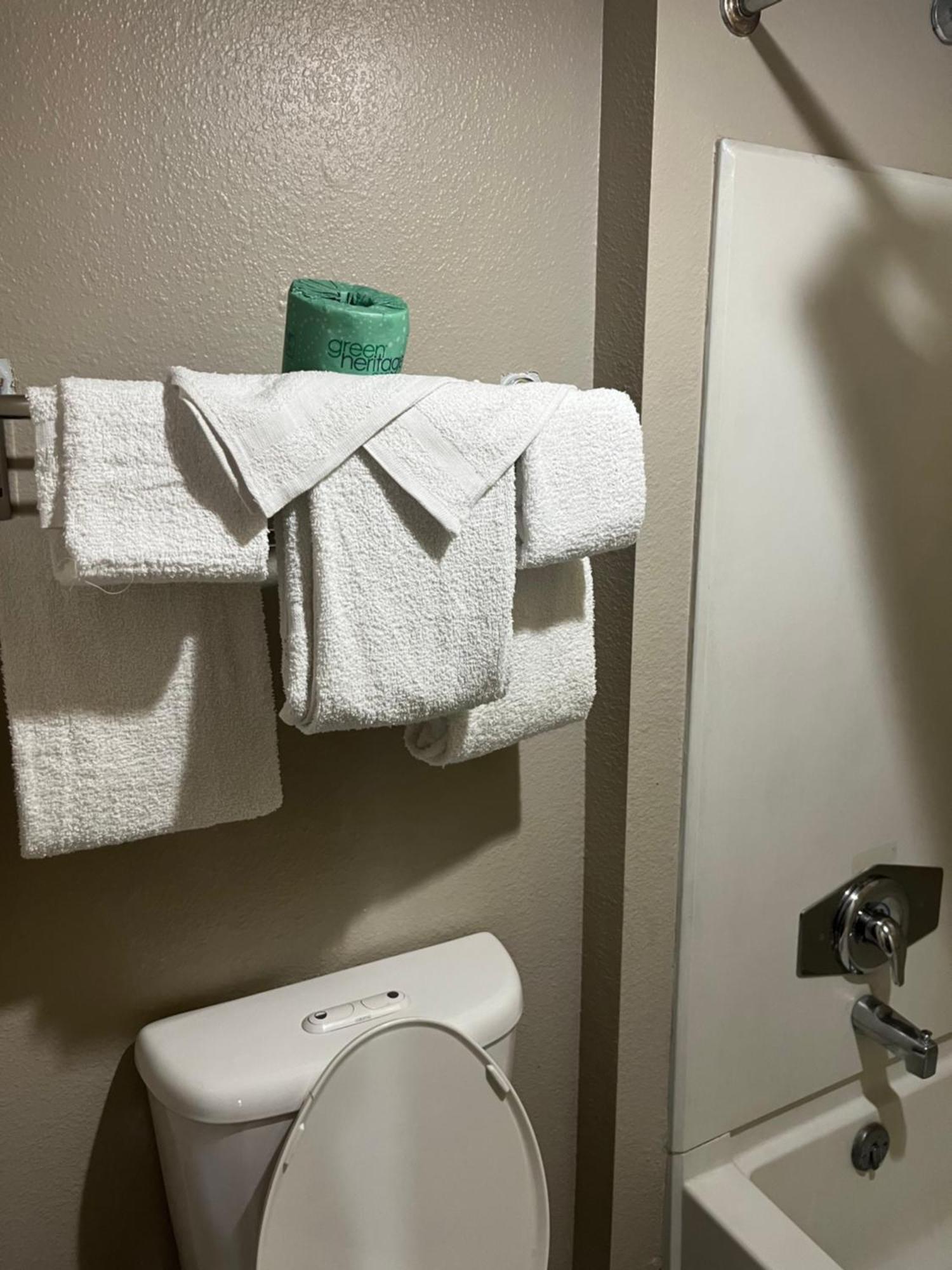 Hallmark Inn And Suites Сан Антонио Екстериор снимка