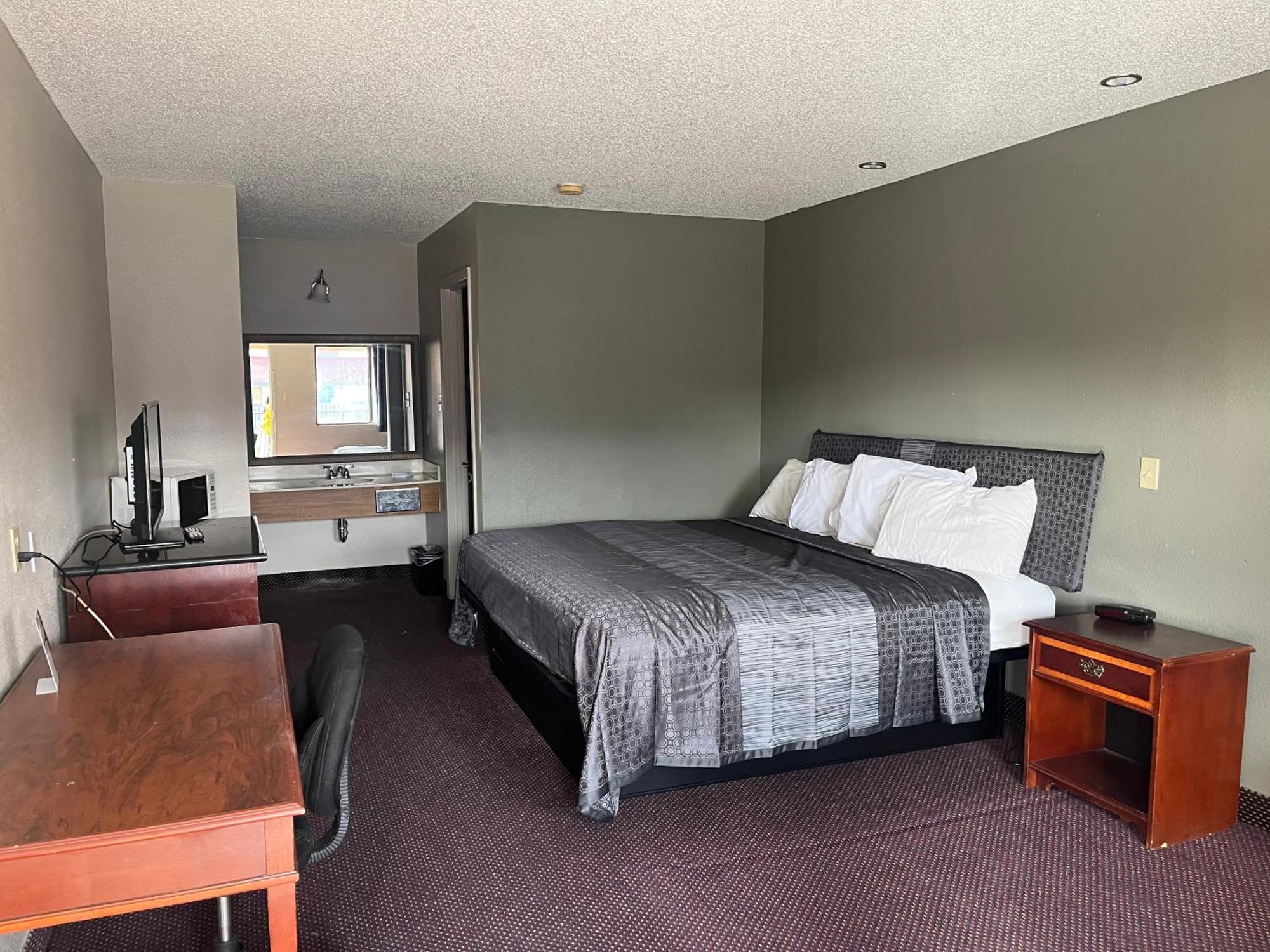 Hallmark Inn And Suites Сан Антонио Екстериор снимка