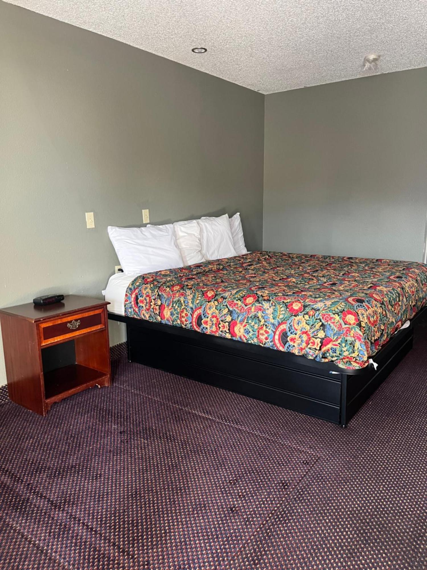 Hallmark Inn And Suites Сан Антонио Екстериор снимка