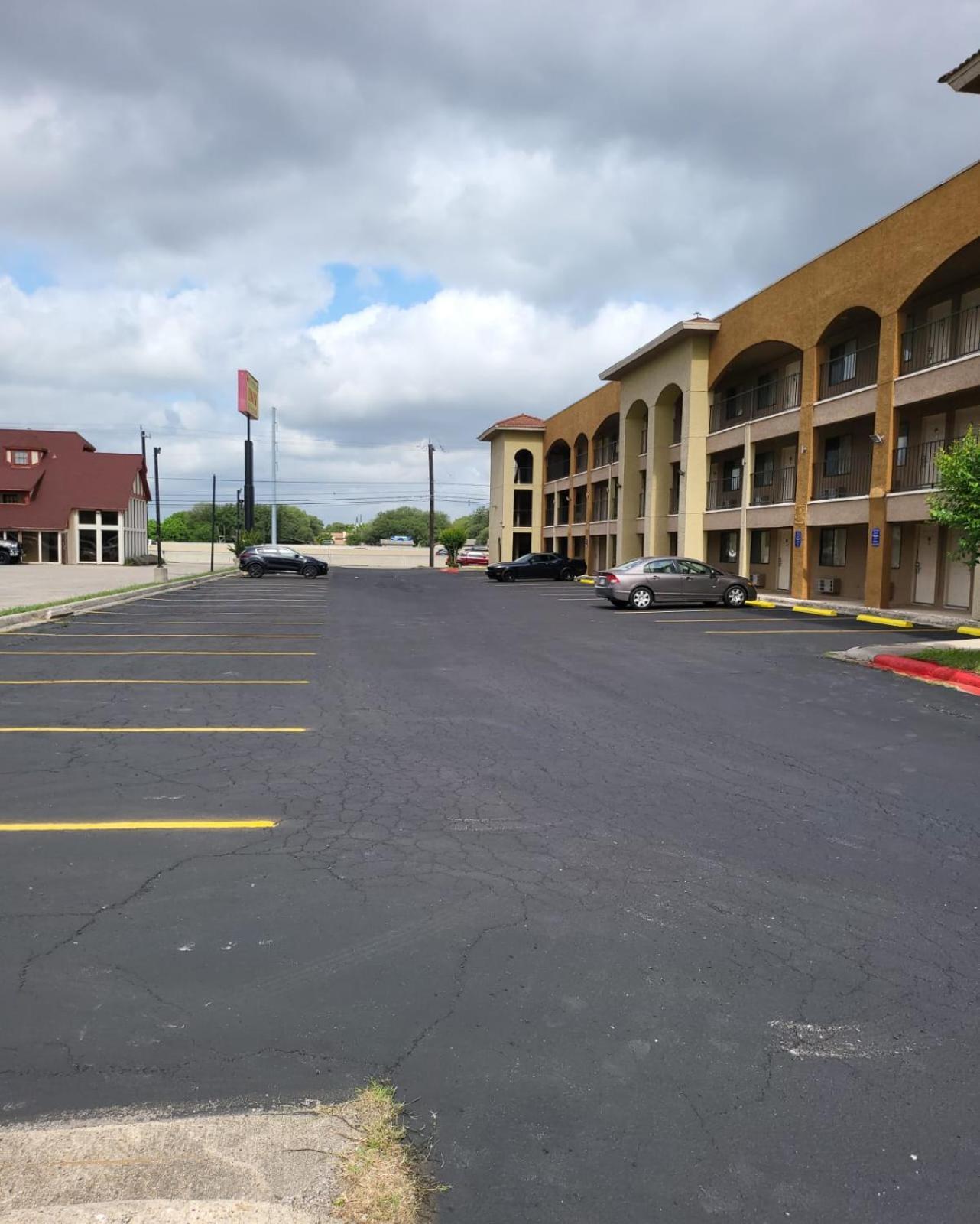 Hallmark Inn And Suites Сан Антонио Екстериор снимка